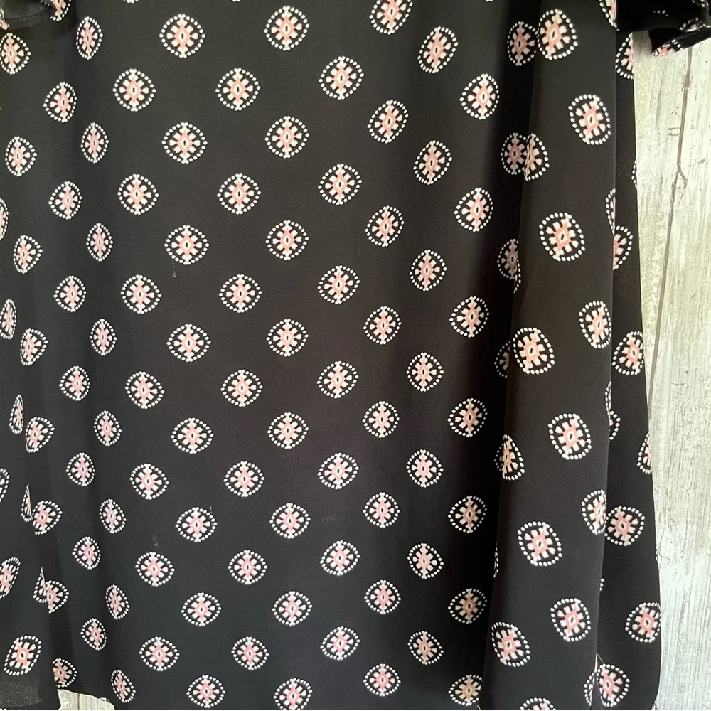 Loft Paisley Flutter Sleeve Blouse - Picture 3 of 6